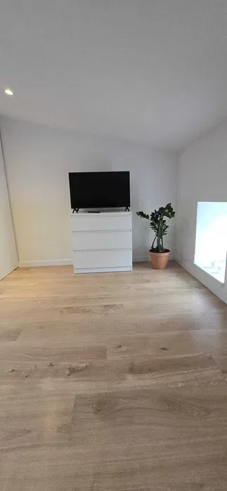 (32) Bezpośrednio wynajmę kawalerkę ulicy Słowiańskiej 20 - miniatura 3