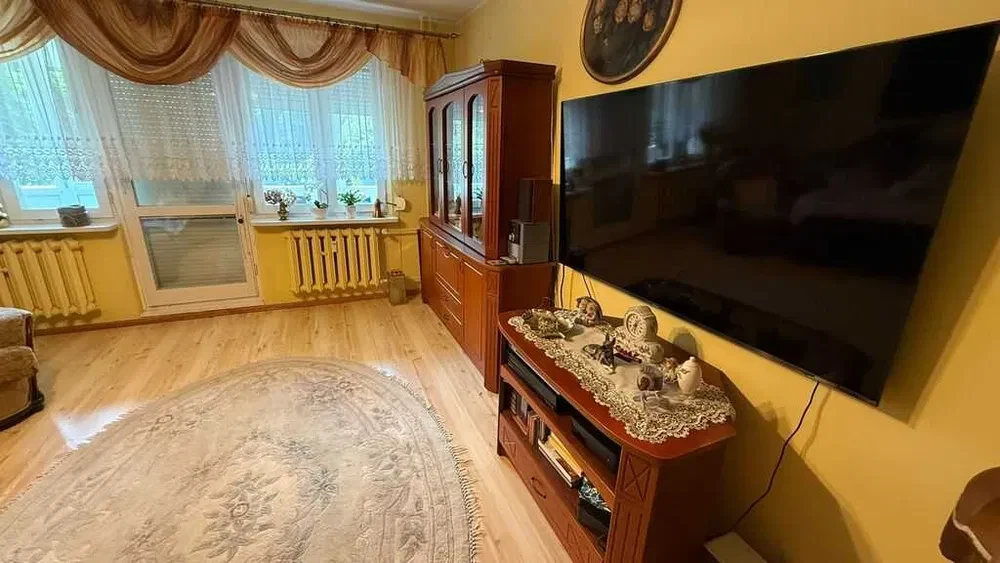 2 pok. parter, balkon oś Bukowe, Fioletowa, 47m2, ogródek - 2500 zł - 1/8