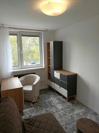 Pokój dla jednej osoby - miniatura 2