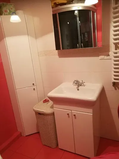 Jasne, przestronne 2-pokojowe mieszkanie z balkonem I oddzielna widna kuchnia | Metro Szwedzka | 51 m² - miniatura 5