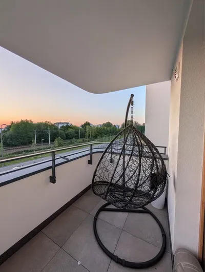 Świeżo wykończone mieszkanie w nowym bloku 2 sypialnie – 3 pokoje, balkon - miniatura 5