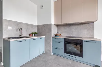 Wynajmuję dwupokojowe mieszkanie przy ulicy Wyścigowej - miniatura 3