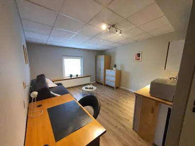Wynajmę uroczą kawalerkę na poddaszu z klimą. - miniatura 3
