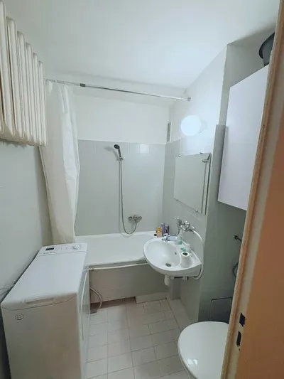Wynajmę mieszkanie 46mkw - miniatura 2