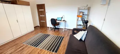 Duży pokój 18 m2 z loggią 8 m2 - os. Oświecenia dla studentki/osoby pracującej - AKTUALNE - miniatura 4