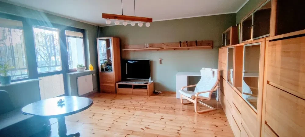 2 pokoje, umeblowane, ciepłe, świetnie skomunikowe! - 1/8