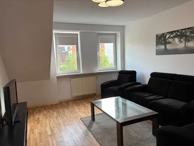 Do wynajęcia: Dwupokojowe z oddzielną kuchnią, 51m2, blisko pętli tramwajowej, Kurdwanów, po remoncie generalnym - miniatura 2