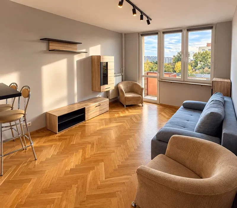 Wynajmę 2-pokojowe mieszkanie z balkonem – 39 m² - 1/8