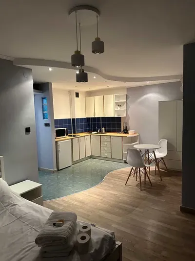 Kawalerka 28 m² | Złota 6 | 50 m od metra | widok na PKiN