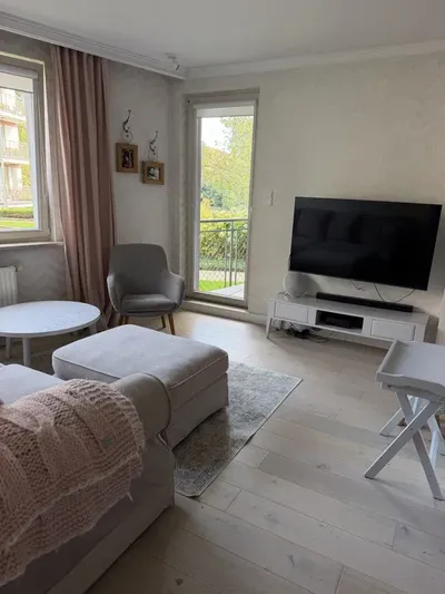 Apartament na wynajem - miniatura 2