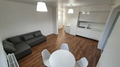 Dwa pokoje + Salon + Kuchnia + Parking Rondo Matecznego - miniatura 2