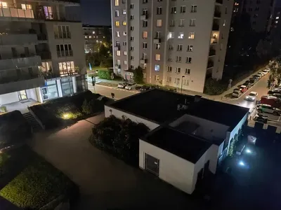Stary Żoliborz. Duże mieszkanie dwupokojowe z miejscem postojowym. - miniatura 3