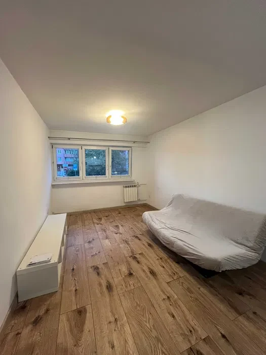 2 pokoje | 36 m² | Ochota, Korotyńskiego | bezpośrednio | psy mile widziane - 1/6