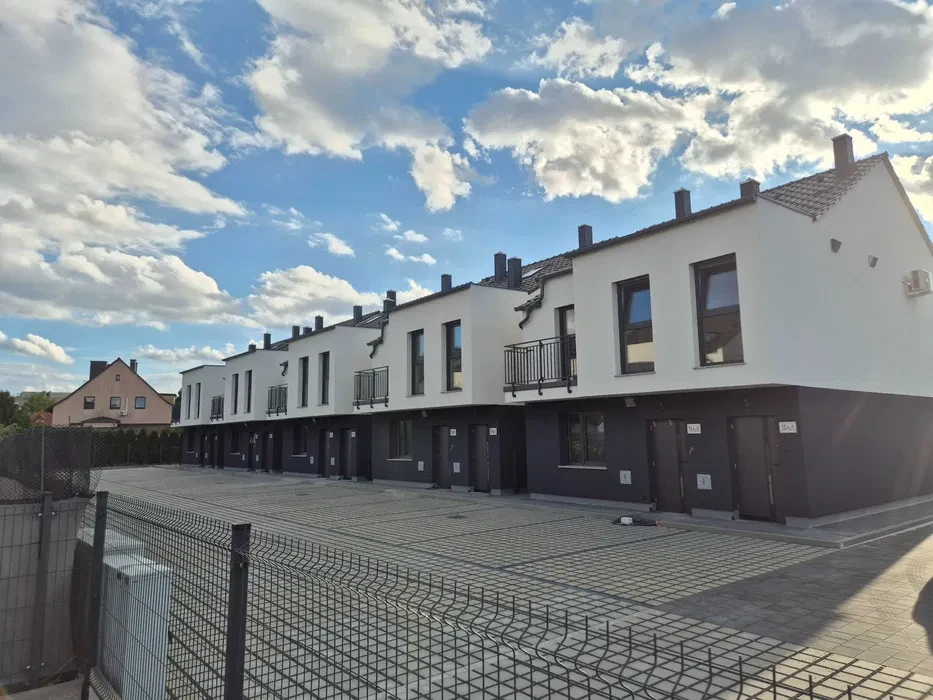 Do wynajęcia dwupoziomowe mieszkanie 60m2 , 3 pokoje - 1/9