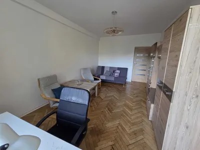 Studentce piękny pokój z balkonem blisko uczelnie - miniatura 2