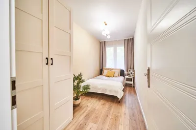 Wynajem mieszkania Szczecin ścisłe centrum Wyzwolenia 2 pokoje balkon - miniatura 2