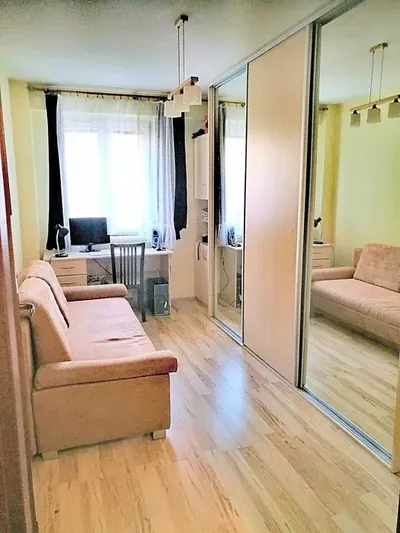 Jasne, przestronne 2-pokojowe mieszkanie z balkonem I oddzielna widna kuchnia | Metro Szwedzka | 51 m² - miniatura 2