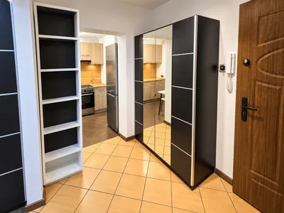 Sadyba ul. Idzikowskiego 12, kawalerka z balkonem I oddzielna widną kuchnią - miniatura 3