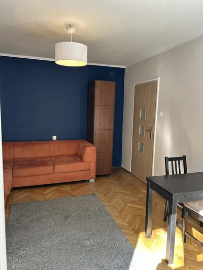 Od września wynajmę mieszkanie 37 m2 przy stacji metra Młynów (ul. Żytnia)