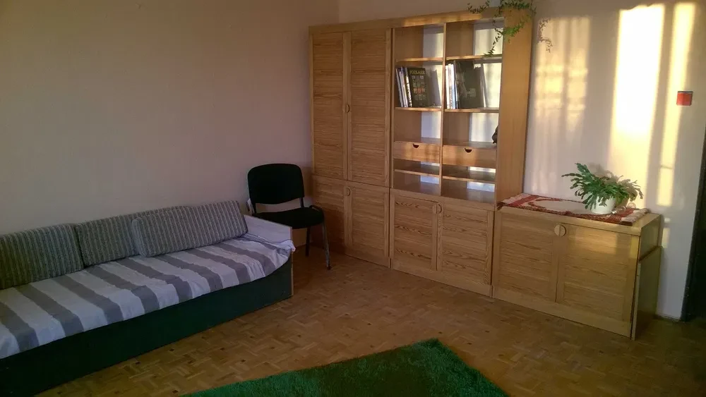 Studentom (bezpośrednio) wynajmę - 1/8