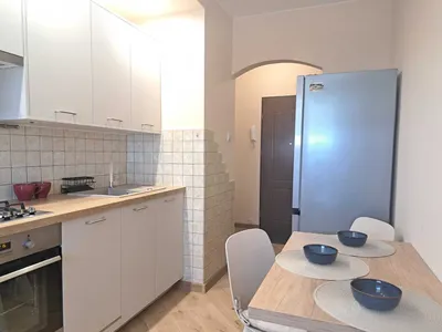 Rataje/ 2 pokoje po remoncie, niezależny układ - miniatura 3