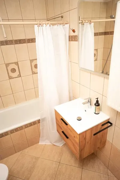 42m2 przy Polnej 3 na wynajem - miniatura 3