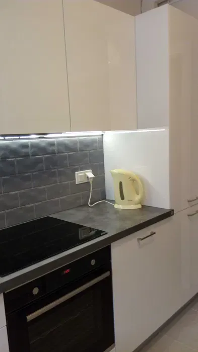 Kawalerka Warszawa 4 min do Metro Wileńska, garaż - miniatura 5
