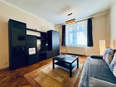 Piękne, klimatyczne mieszkanie w kamienicy, centrum Krakowa. Bezpośrednio od właściciela. Ulica Urzędnicza, blisko AGH i innych uczelni. (ENG. below).