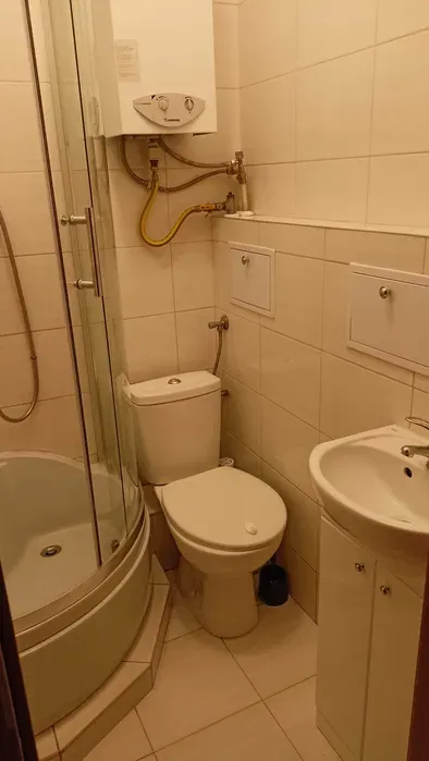 Wynajmę kawalerkę przy Al. 29 Listopada - 1 900 zł - miniatura 5