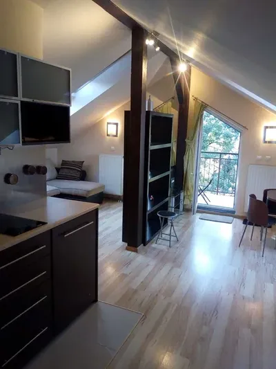 Wynajmę mieszkanie 38 m ul. Huculska Kraków - miniatura 3