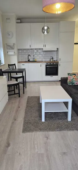 2 pokoje z dodatkową garderobą z windą na Ursusie - miniatura 3