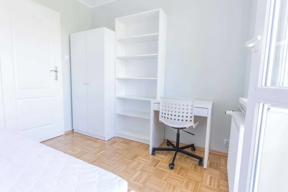 1390 zł z opłatami, jedynka z BALKONEM blisko Ekonomicznego i Rynku - 1/8
