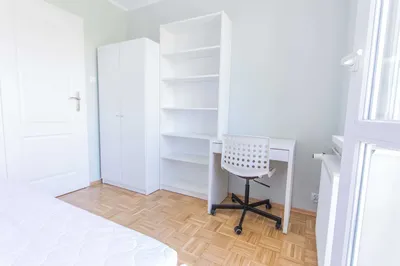 1390 zł z opłatami, jedynka z BALKONEM blisko Ekonomicznego i Rynku