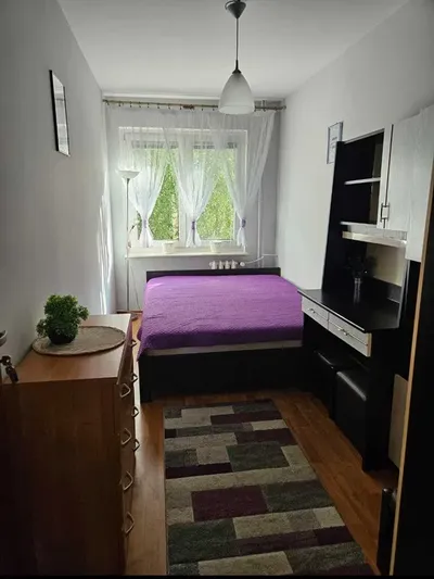 Wynajem pokoju na osiedlu Kmity - miniatura 3