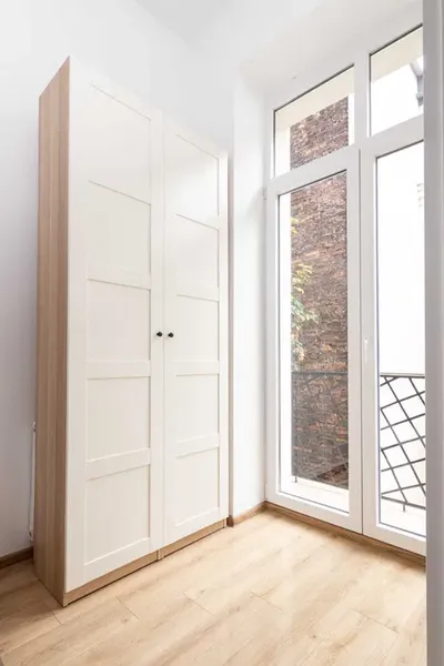 Mieszkanie z osobną sypialnią w Centrum od PAŹDZIERNIKA | Balkon | Karmelicka | Plac Inwalidów | AGH | UKEN | UR - miniatura 4