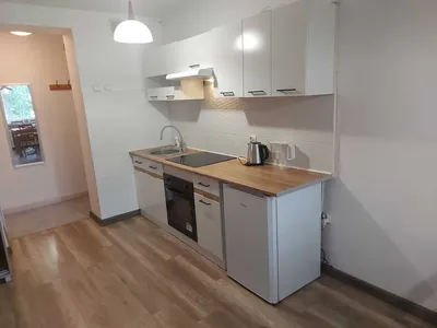Do wynajęcia przytulne mieszkanie dwupokojowe z balkonem. Świetna lokalizacja - miniatura 4