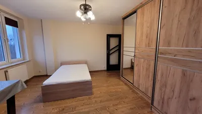 Lublin, Śródmieście! 3-pokojowe Mieszkanie (68m²) dla Studentów + Opcja Zamykanego Garażu! - miniatura 2