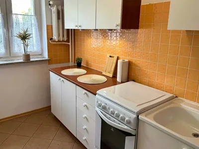 Cichy Żoliborz | 2 pokoje | Salon + sypialnia z miejscem do pracy | Dużo zieleni - miniatura 5