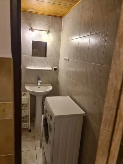 Kawalerka 30m2 -1350 zł /mc-Parter w domu wolnostojącym. Bez dodatkowych kosztów - miniatura 4