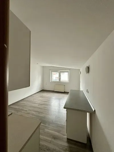 Bezczynszowa kawalerka 25 m kw Miedzyń, cena z ogrzewaniem - miniatura 5