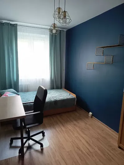 Bezpośrednio | 3 niezależne pokoje | Wyjście z klatki prosto do stacji Metra Imielin! | Idealne dla studentów lub rodziny - miniatura 5