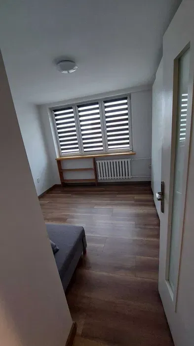 Wynajem mieszkanie 30m² dwa pokoje - miniatura 2