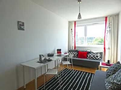 Kawalerka do wynajmu Kraków ul. Bratysławska 2 - miniatura 2