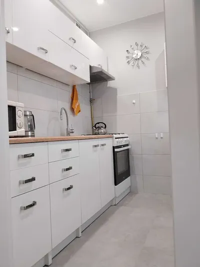 ( ZAREZERWOWANE) Wynajmę kawalerkę z balkonem ul. Pelczara 1 , NOWE MIASTO ( bezpośrednio od własciciela) - miniatura 5