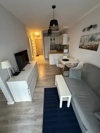 Mieszkanie dwupokojowe 37m2 - ul. Chrościckiego 87. Z garażem i piwnicą - miniatura 2
