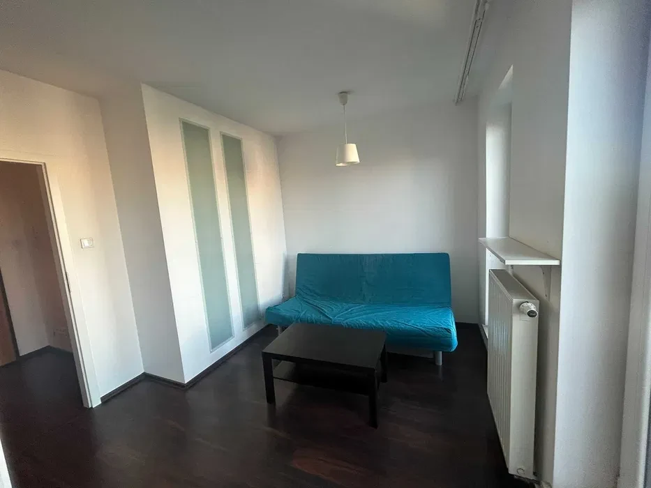 Mieszkanie dwa pokoje kuchnia łazienka 35m2 Dąbska od zaraz. Bez prowizji/pośrednika. - 1/8