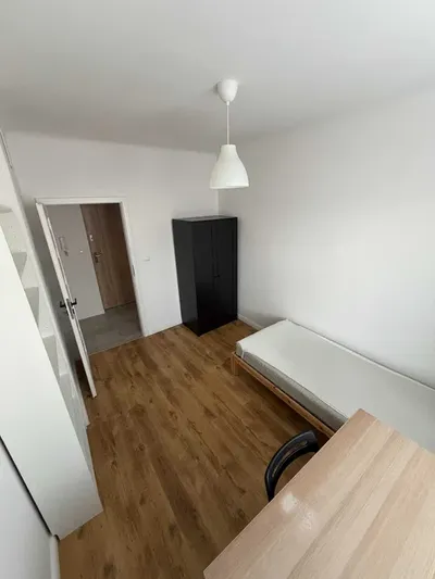 2 Oddzielne Pokoje + Kuchnia Oddzielna, Piwnica, Parking, Metro Młynów - miniatura 5