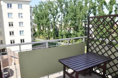 Ładne 2 pok. mieszkanie, metro Kondratowicza, os. Zielone Zacisze - miniatura 4