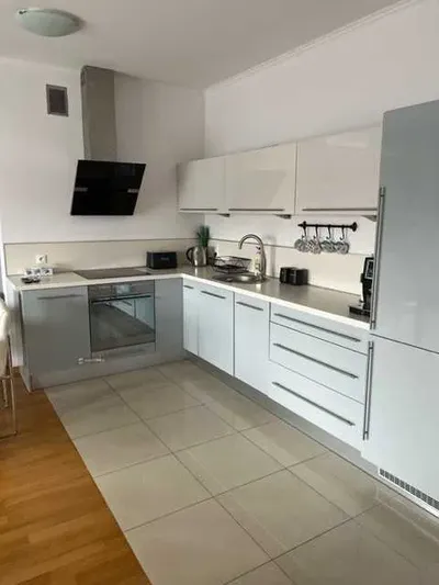 Wynajmę trzy pokojowe mieszkanie Miłe Zacisze ul. Tunelowa Katowice