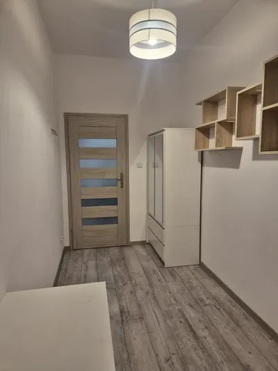 Pokoje dla studentek - miniatura 4